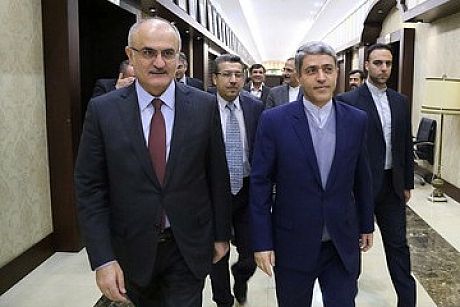  دیدار وزیر دارایی لبنان با وزیر اقتصاد کشور