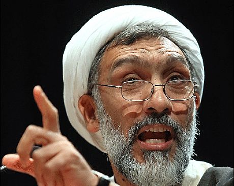 یک موسسه و یک بانک از ارائه گزارش  کنترل عملیات ناسالم بانکی سرپیچی کرده‌اند 