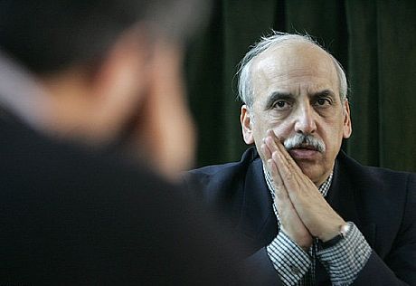 حسین عبده تبریزی از مشاهیر علم اقتصاد ایران، عضو کمیته علمی همایش لیزینگ و اقتصاد مقاومتی 