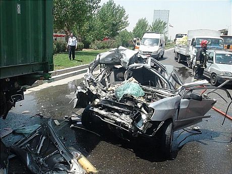 تخفیف 100درصدی بیمه ایران به راننده ای که 44 سال تصادف نکرد