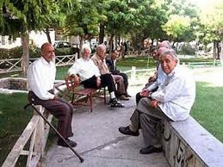 بررسی وضعیت صندوق های بازنشستگی در ایران