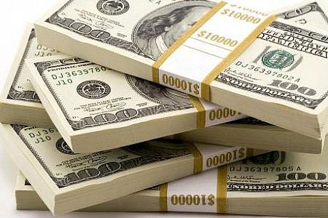 عوامل تضعیف و تقویت دلار در هفته‌ای که گذشت