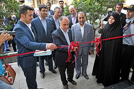 بهره برداری از باجه‌ الکترونیکی هوشمند شبانه ‌روزی بانک سرمایه