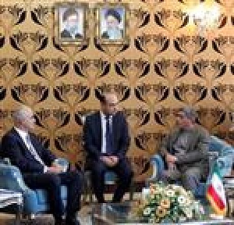 راهکارهای توسعه روابط اقتصادی ایران و اذربایجان پس از لغو تحریم ها بررسی شد