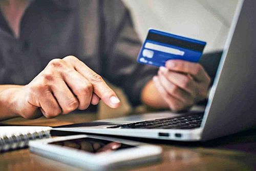  کلاهبرداری ۵ میلیاردی از طریق همراه بانک‌های جعلی در استان یزد