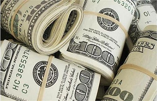  قیمت دلار و یورو در مرکز مبادله ایران؛ دوشنبه ۲۷ فروردین 