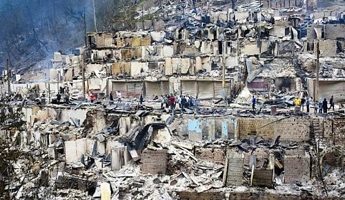  تخریب کامل ۳۸۹ واحد مسکونی و تجاری در آتش‌سوزی شفت 