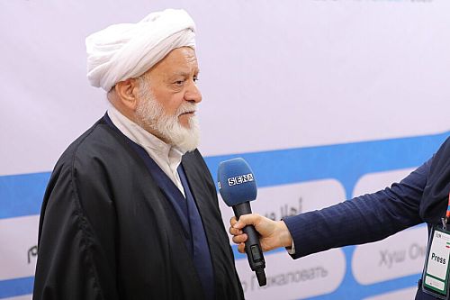 طراحی ۱۰۰ ابزار، اوراق و نهاد مالی اسلامی برای بورس، در ۱۷ سال گذشته