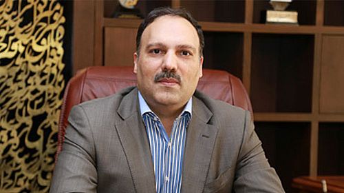 فرهاد حنیفی سکاندار جدید ونیکی