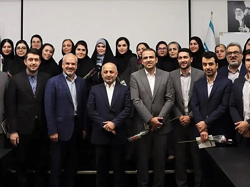  پنج فرایند مدیریت دانش در بیمه دی دنبال می شود 