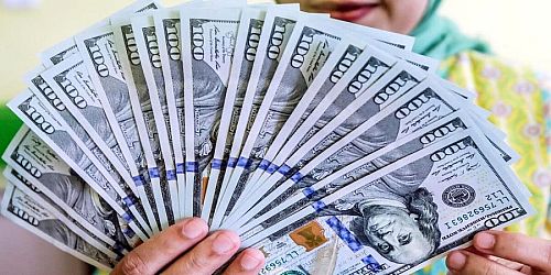  دلار جهانی ضعیف‌تر می‌شود 