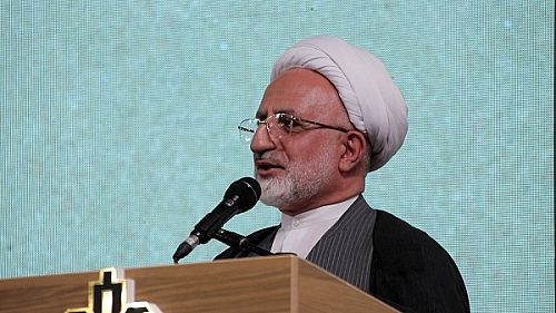 تجلیل مشاور وزیر اقتصاد از بانک کشاورزی به‌عنوان دستگاه برتر در ترویج فرهنگ ایثار و شهادت در بزرگداشت حماسه خرمشهر