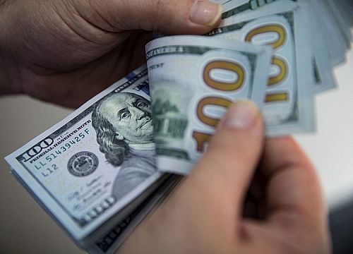  قیمت دلار و یورو در مرکز مبادله ایران؛ شنبه ۱۰ خرداد 