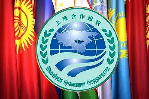 رئیس‌کل بانک مرکزی وارد پکن شد 