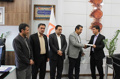 تقدیر بنیاد مسکن یزد از همکاری بانک مسکن در بهسازی و نوسازی واحدهای روستایی 