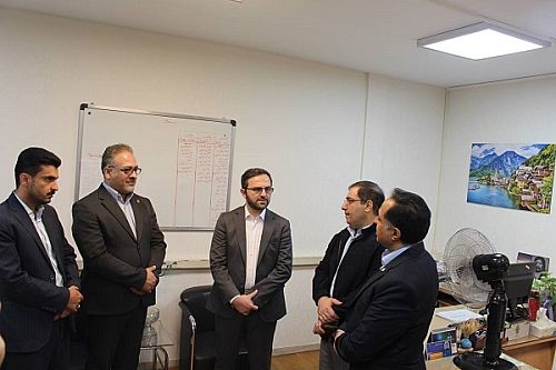 بازدید میدانی مدیرعامل بانک کشاورزی از مدیریت منطقه 2 تهران
