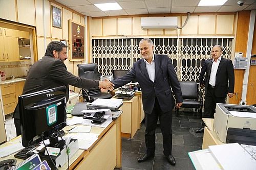 بازدید میدانی عضو هیأت مدیره بانک کشاورزی از شعب تهران بزرگ