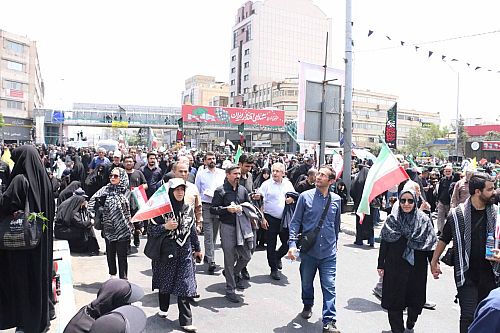 حضور مدیرعامل بیمه رازی در مراسم بدرقه باشکوه شهدای اقتدار