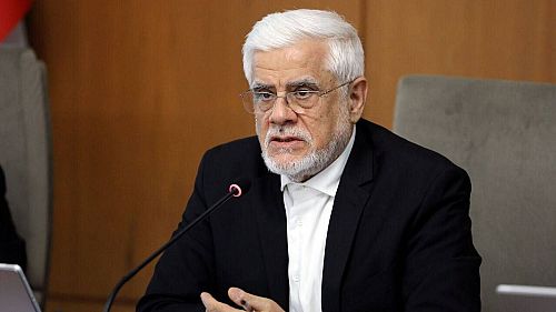 عارف: مصوبه بازگشت قیمت‌ها به قبل از آغاز جنگ ۱۲ روزه لازم‌الاجرا است