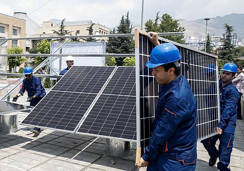 سرمایه گذاری صندوق توسعه ملی برای احداث نیروگاه خورشیدی