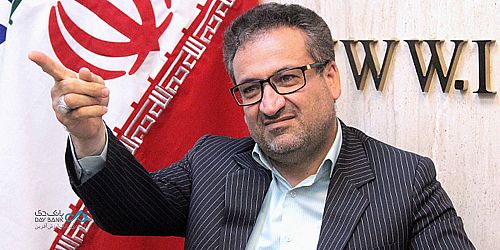 دیدار نماینده بانک دی با خانواده شهدا و ایثارگران قابل ستایش است