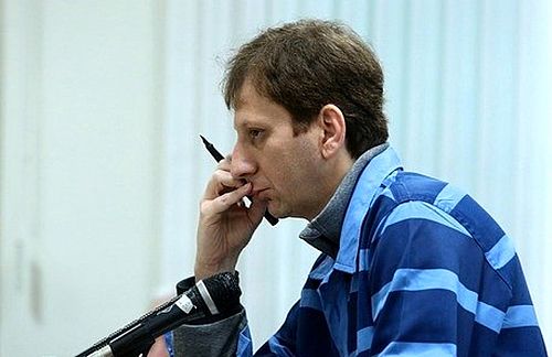 نامه عجیب احمدی نژاد به رییس کل بانک مرکزی درباره بابک زنجانی