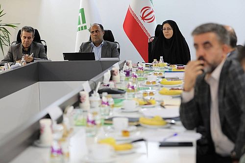 نشست کمیسیون دائمی  هیأت امنای پژوهشکده بیمه؛ گام های بلند در مسیر تحول