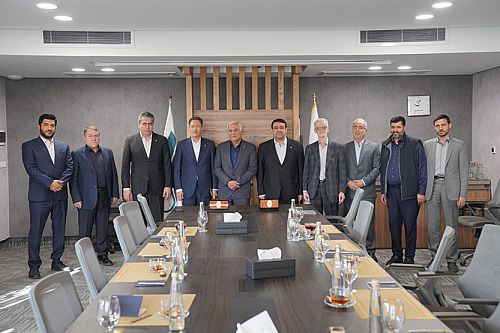 تفاهم‌نامه همکاری بانک ملی ایران و ماهان برای توسعه ناوگان هوایی کشور