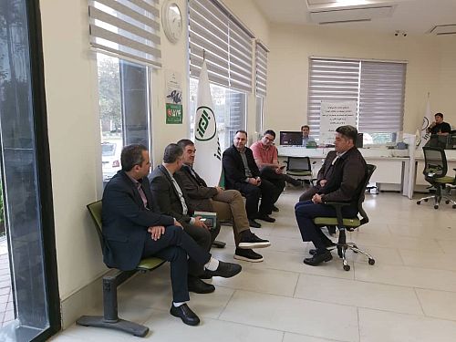 بازدید رئیس کل بیمه مرکزی از باجه بیمه البرز در سازمان بنادر و گمرکات گیلان