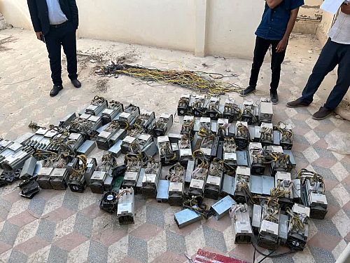 ۱۵۰۰ ماینر غیرمجاز در تهران جمع‌آوری و اعمال قانون شد