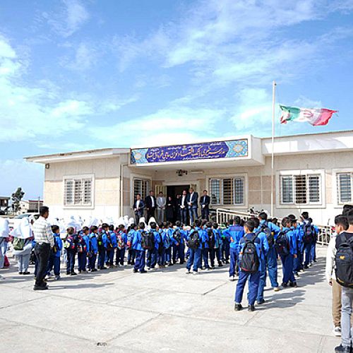 آغاز پروژه توسعه مدرسه بانک اقتصادنوین در روستای حاجی‌قره آق قلا