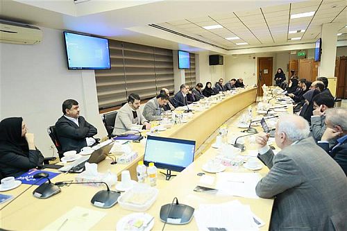 سقف‌گذاری سهامداری؛ نقطه عطف اصل ۴۴ قانون اساسی در ساماندهی بانک‌های خصوصی