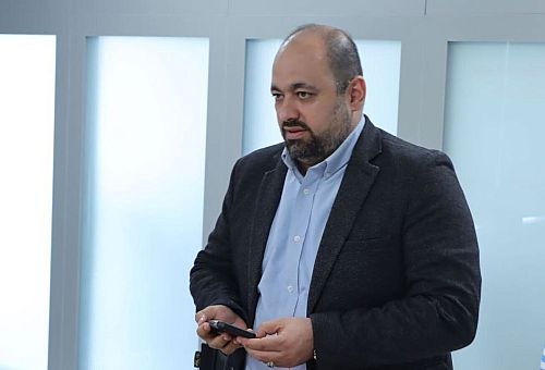 دلایل افزایش قیمت دلار و طلا از نگاه عضو اتاق ایران