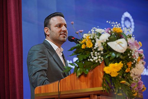 گزینش بانک ملی ایران الگوی سلامت اداری و انتخاب علمی در کشور