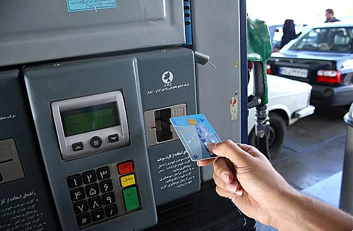 چالش‌های انتقال ۱۰۰ درصدی سهمیه سوخت به کارت بانکی مالکان خودرو