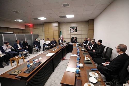 بررسی وضعیت بازار سرمایه پس از جنگ رمضان در نشست مدیران بورس