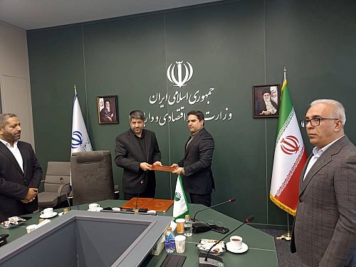 حمایت از کسب و کارهای کوچک و متوسط با پیشگامی پست بانک ایران