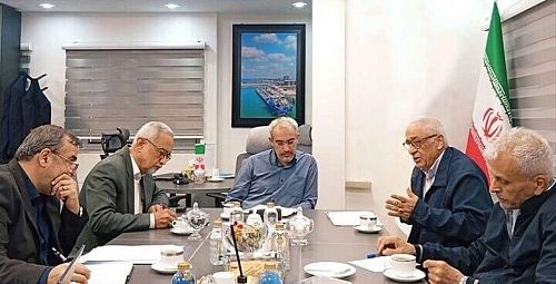 نشست هم‌اندیشی مدنی‌زاده با جمعی از وزرای پیشین اقتصاد