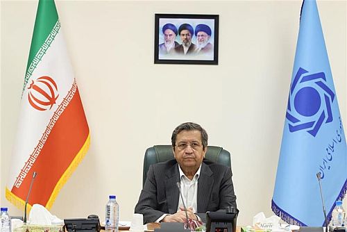 شبکه بانکی برای پیش‌برد سیاست‌ها تلاش کند