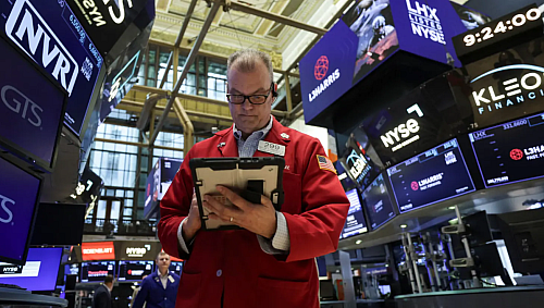 چرا انگلستان نگران حباب احتمالی در بازار‌های سهام جهان است؟