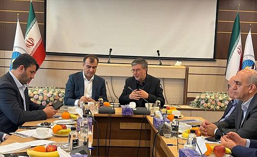 تقدیر بیمه مرکزی از مدیریت جهادی مدیرعامل بیمه ایران در ایام جنگ دوازده روزه و جنگ رمضان