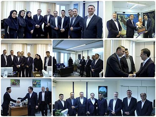 دیدار سرپرست بانک صادرات ایران با کارکنان روابط‌عمومی به مناسبت روز ارتباطات/ تاکید اسکندری بر نقش پیشتاز روابط‌عمومی در هدایت افکار عمومی