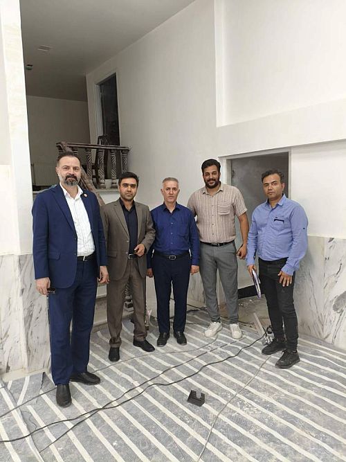 شتاب نوسازی در بیمه ایران مازندران؛ بازدید مدیرکل از پروژه بازسازی شعبه تنکابن