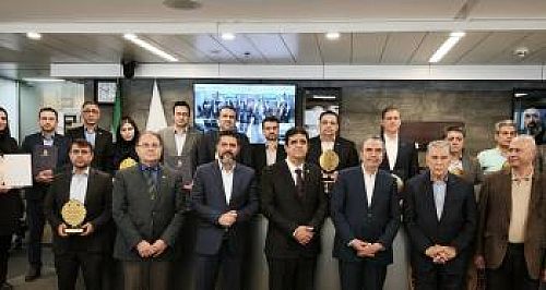 بانک توسعه صادرات ایران رتبه برتر مسابقه ملی تجربه های موفق حوزه منابع انسانی در پانزدهمین جشنواره ملی بهره‌وری