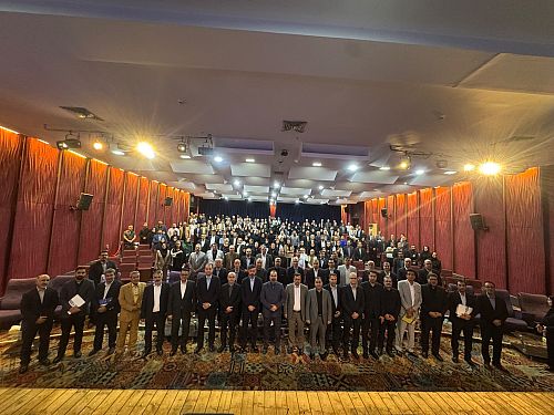 برگزار ی  گردهمایی شبکه فروش استان تهران با حضور مدیرعامل بیمه دانا  