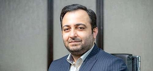 مدیرعامل بانک ملی ایران سه نسخه فوری پیچید