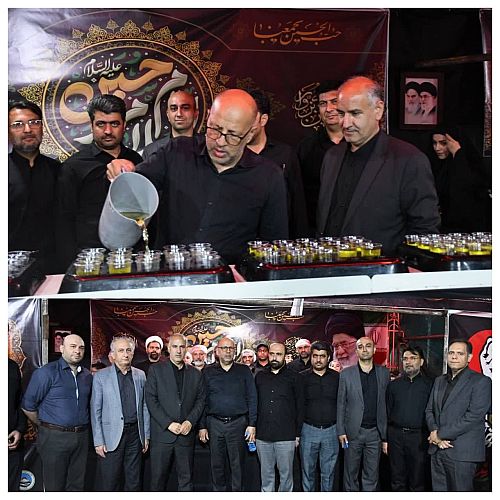 بازدید معاون پارلمانی وزارت اقتصاد از موکب بیمه ایران در مراسم تدفین پیکر مطهر امام شهید در مشهد