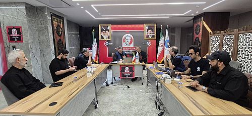 بازدید رئیس کمیسیون اقتصادی مجلس از ستاد اربعین بیمه ایران در کربلا 