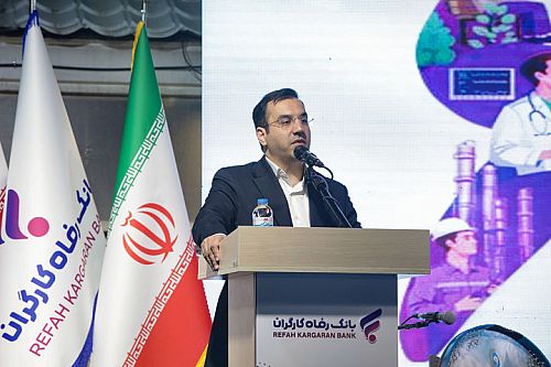 بانک رفاه کارگران پلی میان جامعه کار و تولید و دارنده سرمایه اجتماعی است