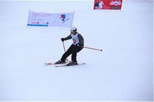 حمایت بانک گردشگری از مسابقات اسکی